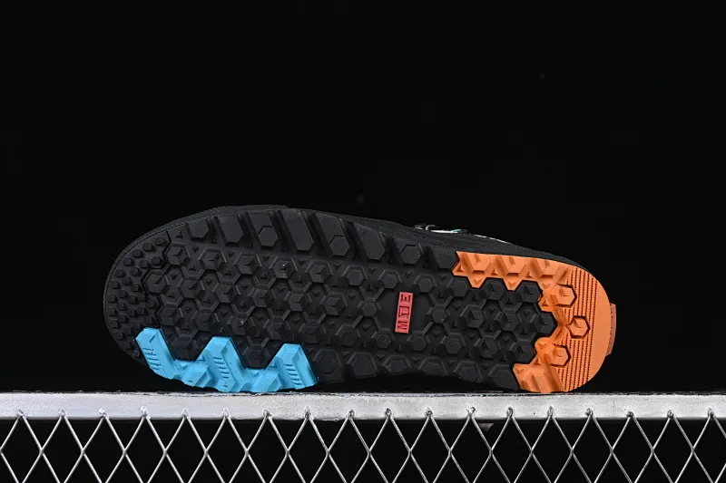 All categories Vans Vans series Vans Hi Vans high-top Vans Sk8-Hi Gore Te Outdoor adventure series round-toe lace-up high-top outdoor functional casual shoes VN0A5I11A0D